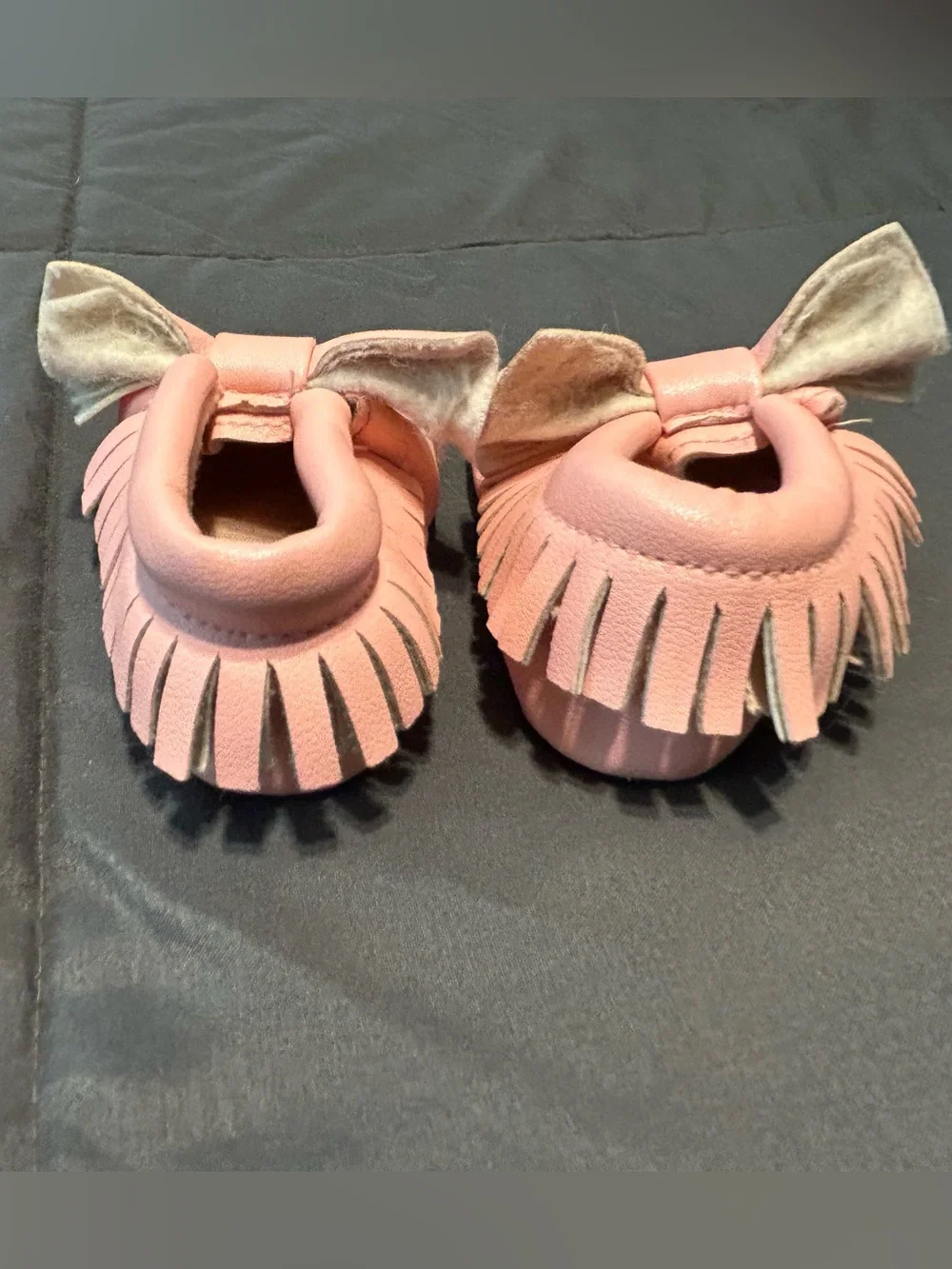 Romirus Soft Pink Bow Baby Slip-On Booties